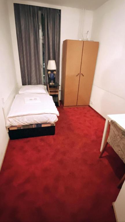 3 - Zimmer im Hotel Märkischer Hof Berlin - 1